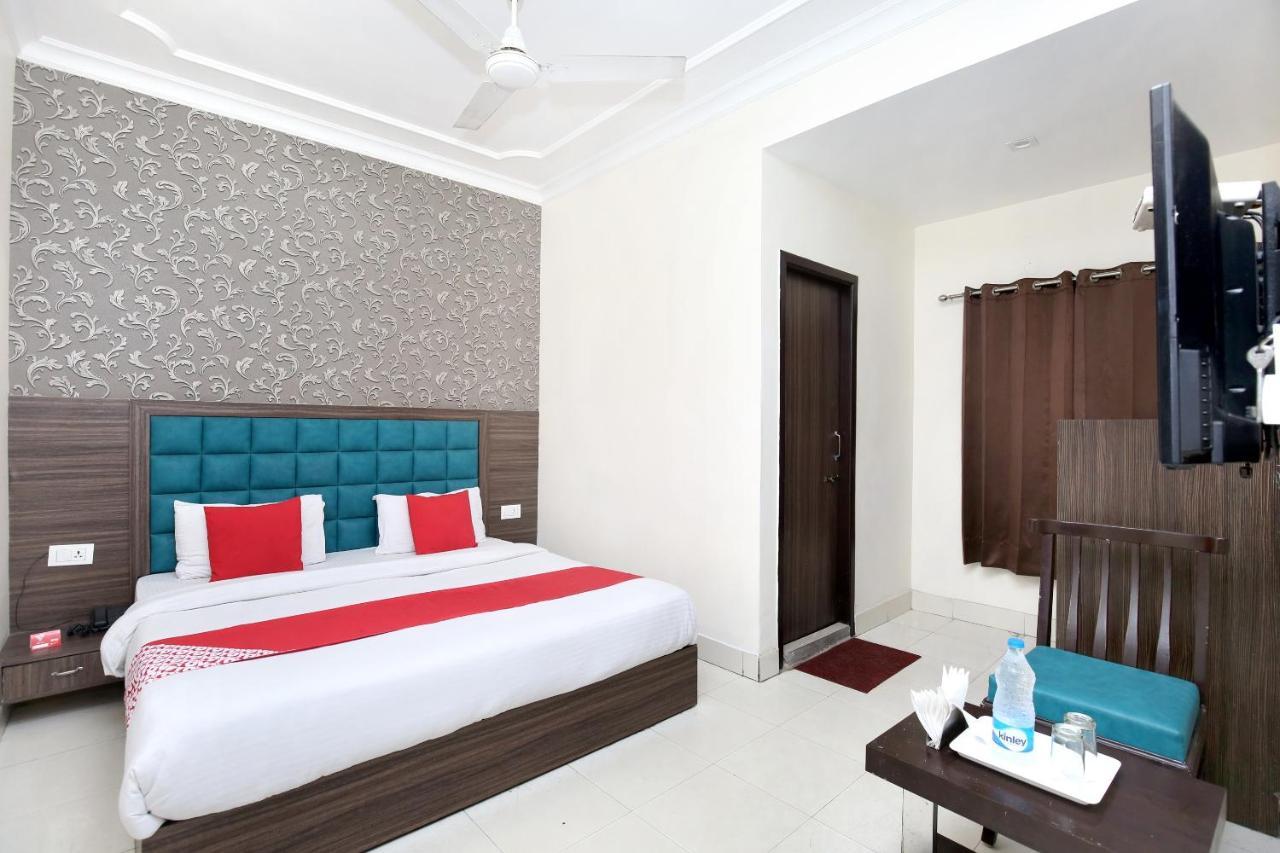 Oyo 12354 Hotel Sangreela Amritszár Kültér fotó